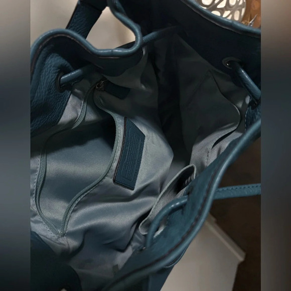 Coach Avery drawstring tote shoulder bag in blue NWOT - Picture 6 of 13